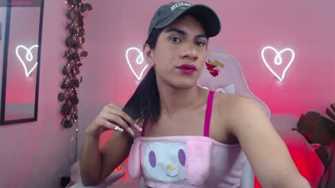 tefy_bratz online show from February 2025 01:54:02 PM