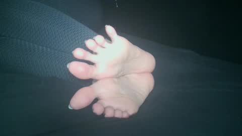 Viv West online show from December 2024 08:05:01 AM