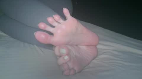 Viv West online show from January 2025 04:01:01 AM