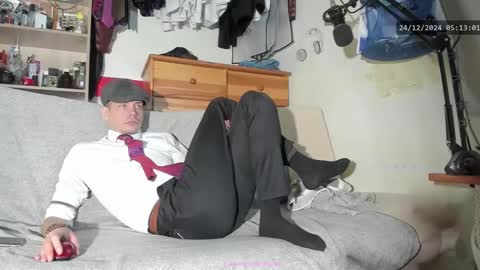 Virg Lszl online show from December 2024 04:11:01 AM