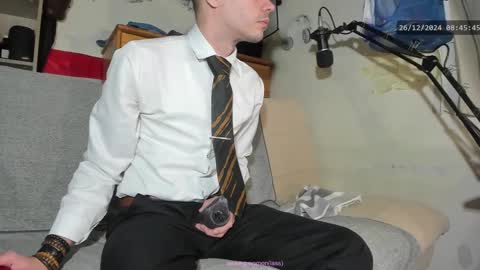 Virg Lszl online show from December 2024 07:45:02 AM
