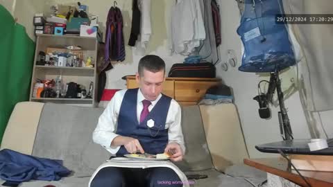 Virg Lszl online show from December 2024 04:19:02 PM