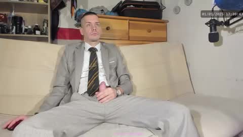 Virg Lszl online show from January 2025 04:39:02 PM
