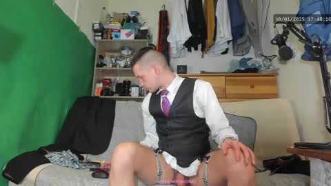 Virg Lszl online show from January 2025 04:45:01 PM