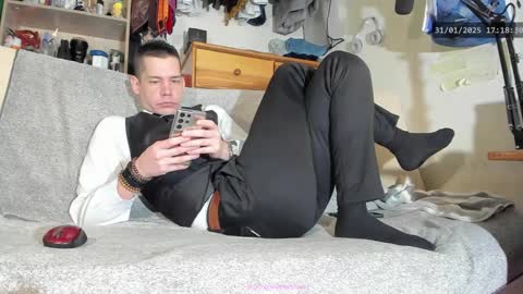 Virg Lszl online show from January 2025 04:17:01 PM