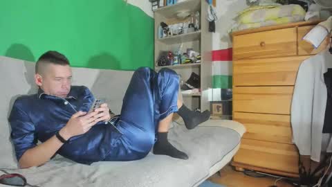 Virg Lszl online show from November 2025 04:33:02 AM