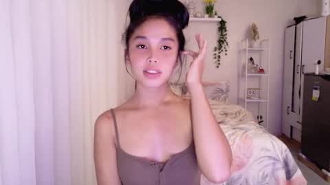 temptessa20 online show from November 2025 06:56:01 AM