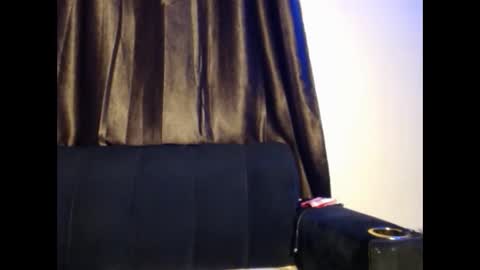 tempting_vibe online show from June 2026 06:46:02 PM