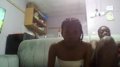Snapshot of temptingpetite chatting on May 2026 08:41:01 AM Sassy online show from May 2026 08:41:01 AM