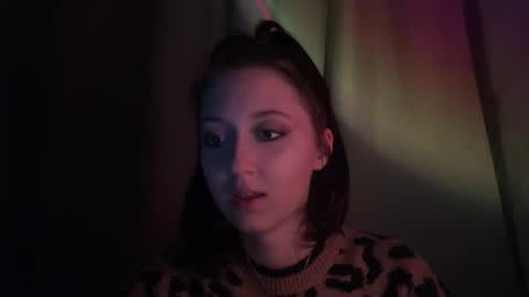 temptingvision online show from November 2025 06:37:02 PM