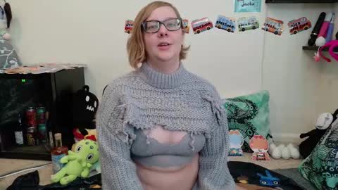 Pixie and Tentacle Overlord online show from January 2026 07:16:01 PM