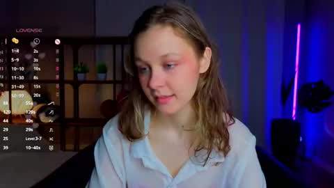 Snapshot of tender__beauty chatting on June 2026 06:31:01 PM Hey Im Aneta online show from June 2026 06:31:01 PM