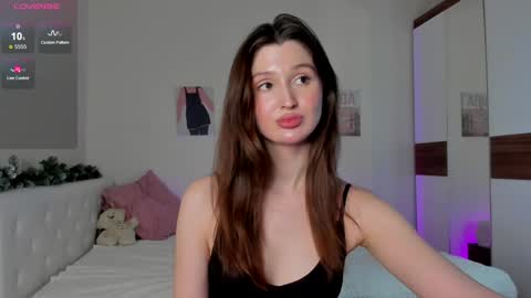 Sexy girl Li online show from January 2025 02:36:01 PM