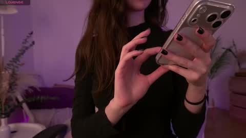 Sexy girl Li online show from November 2025 12:27:02 PM