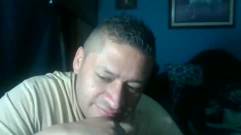 Snapshot of tender_eldelatienda chatting on December 2024 02:16:01 AM Fabio Canavaro online show from December 2024 02:16:01 AM