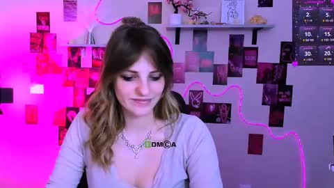 Snapshot of tender_louise chatting on March 2026 09:59:02 AM ur Louise online show from March 2026 09:59:02 AM