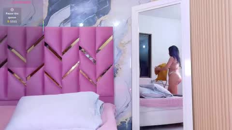 Tatiana online show from February 2026 12:21:01 PM