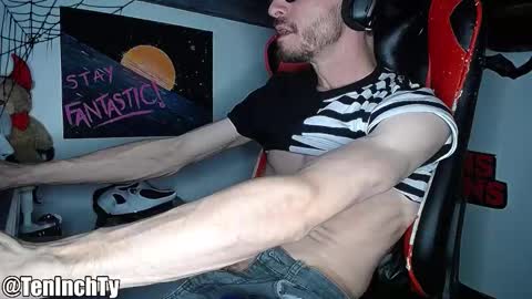 Ty online show from October 2025 04:49:02 AM