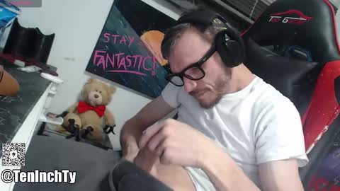 Ty online show from November 2025 06:45:01 PM