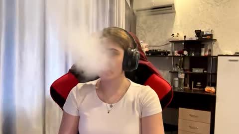 Mira Manson online show from September 2025 03:33:01 PM