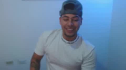 Snapshot of teo_rosa13 chatting on January 2025 11:02:01 PM Mateo rosa online show from January 2025 11:02:01 PM