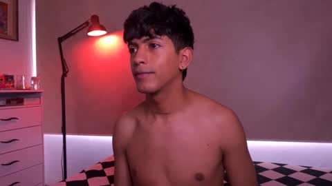 teo brown Independent model online show from October 2025 08:53:02 PM