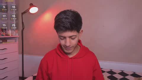 teo brown Independent model online show from November 2025 10:10:02 PM