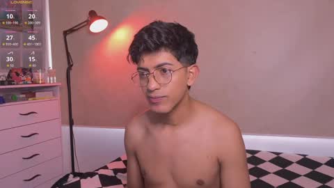 teo brown Independent model online show from November 2025 06:52:02 PM