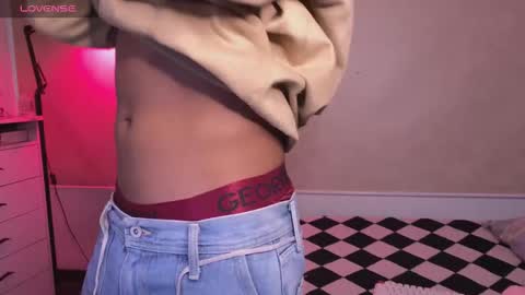 teo browny online show from November 2025 10:14:01 PM