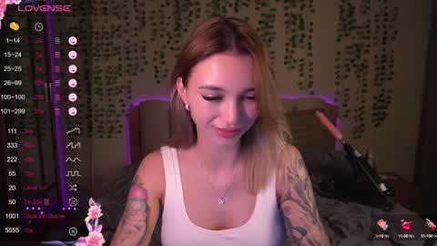 Snapshot of teona_amore chatting on December 2024 07:16:01 AM Teya online show from December 2024 07:16:01 AM