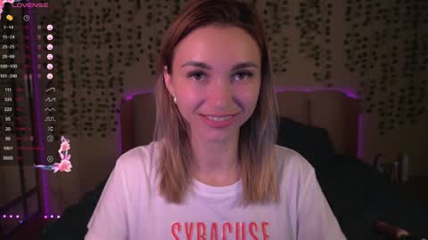Snapshot of teona_amore chatting on December 2024 09:17:02 AM Teya online show from December 2024 09:17:02 AM