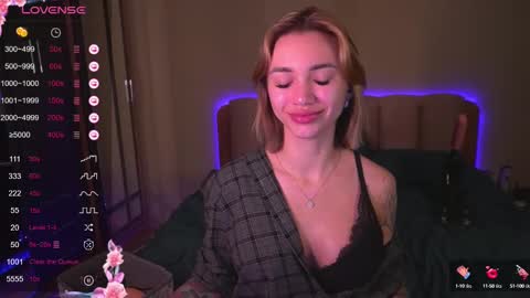 Snapshot of teona_amore chatting on February 2025 06:40:01 AM Teya online show from February 2025 06:40:01 AM