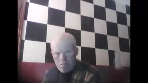 terdy2366 online show from November 2025 05:28:02 PM