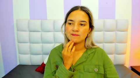 Snapshot of teresasroom_ chatting on December 2024 01:35:02 PM Teresa online show from December 2024 01:35:02 PM