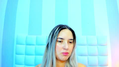 Snapshot of teresasroom_ chatting on December 2024 01:32:01 PM Teresa online show from December 2024 01:32:01 PM