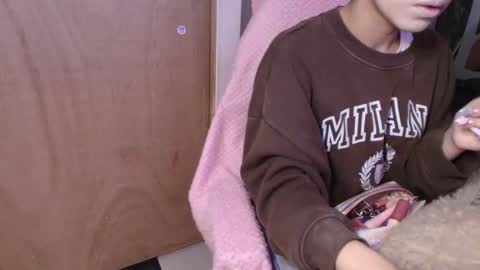 Terra Elowen online show from March 2026 11:15:02 AM