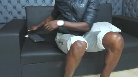 terranze_z online show from September 2025 08:23:02 PM