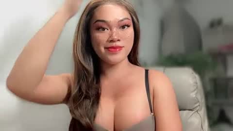 TERRI  the girl will hunt you online show from December 2024 03:25:01 AM