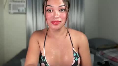 TERRI  the girl will hunt you online show from January 2025 01:41:02 AM