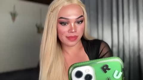 TERRI  the girl will hunt you online show from February 2025 11:31:02 AM