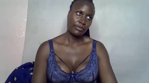 terriam online show from November 2025 09:17:01 PM