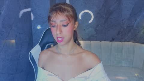 Online 800 to 1400 online show from November 2025 01:44:02 PM