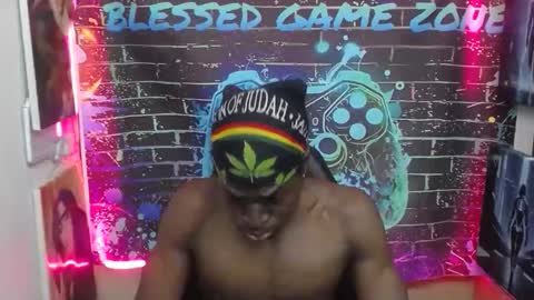 terry_zyzz online show from April 2026 12:48:02 PM