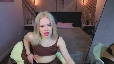 Tessa online show from May 2026 05:19:02 PM