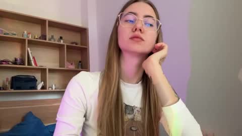 tessa_calmness online show from April 2026 05:45:02 AM
