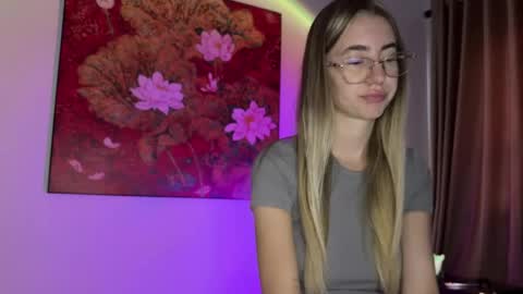 Snapshot of tessa_calmness chatting on May 2026 03:03:02 AM tessa_calmness online show from May 2026 03:03:02 AM