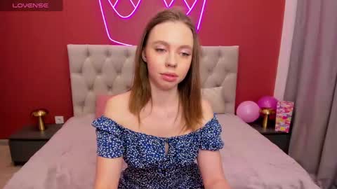 Tessa 3 online show from February 2025 01:25:02 AM