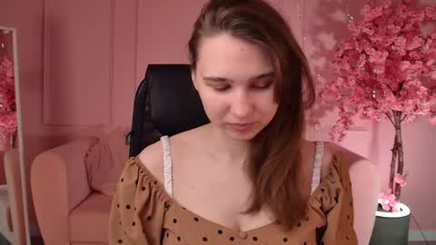 Tessa online show from May 2026 05:36:01 AM