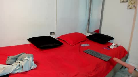 tessanahs online show from April 2026 02:44:01 PM