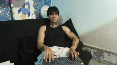 Snapshot of tessarion_black chatting on June 2026 06:37:02 AM Tessarion online show from June 2026 06:37:02 AM